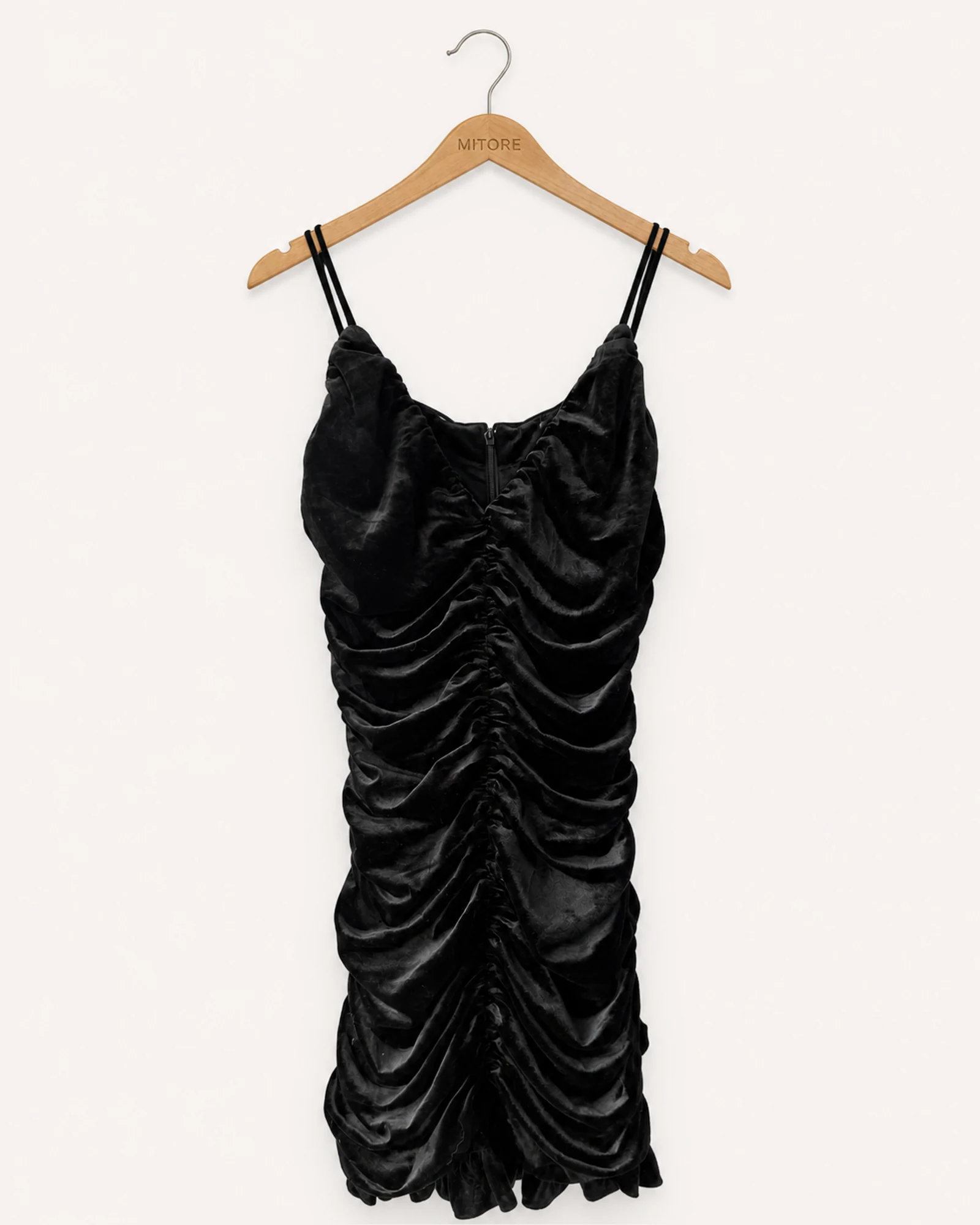 Vista frontal de vestido zara negro talla eur xs / usa xs / mex 24