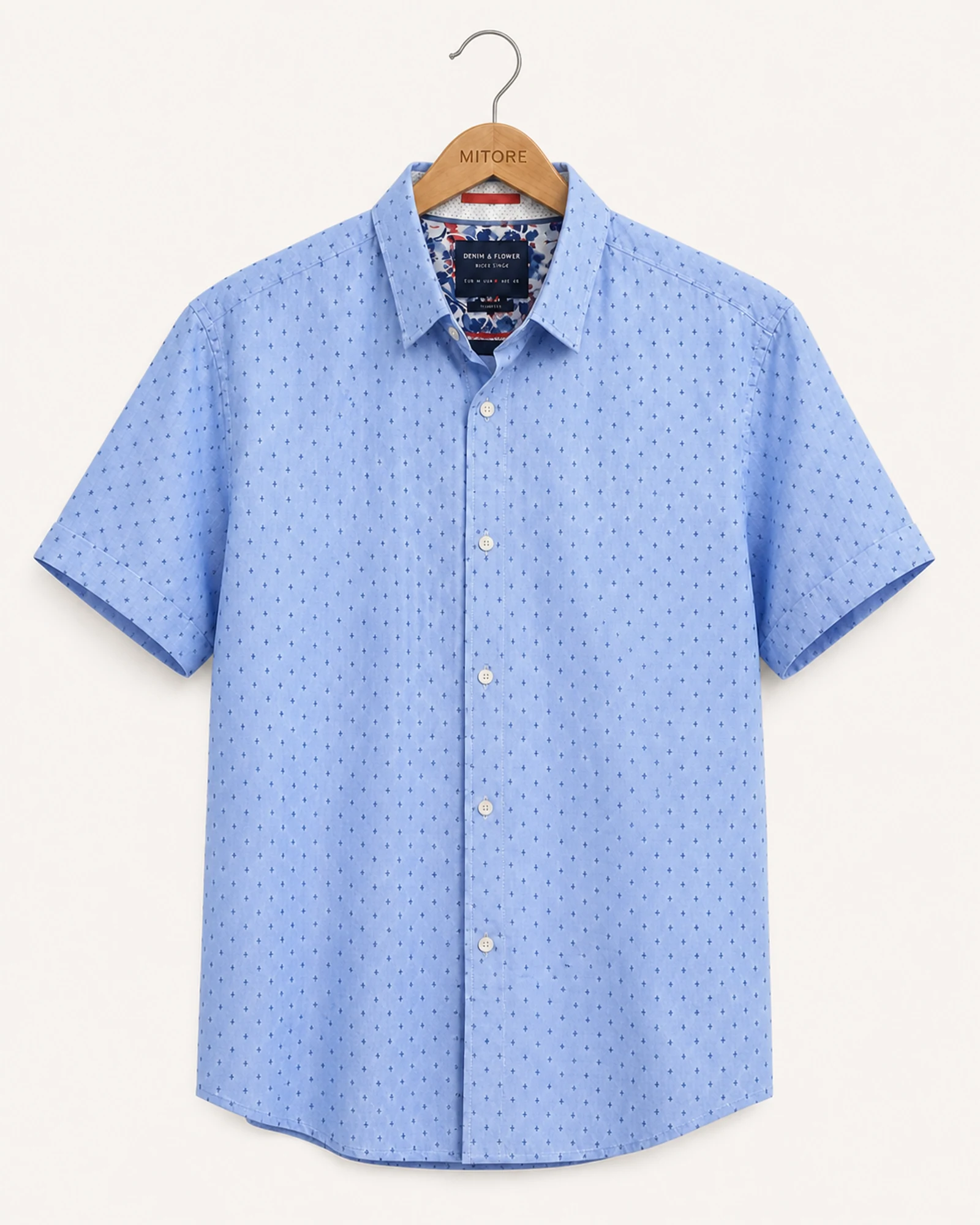 Vista frontal de camisa o top denim & flower ricky singh azul, blanco y rojo talla m