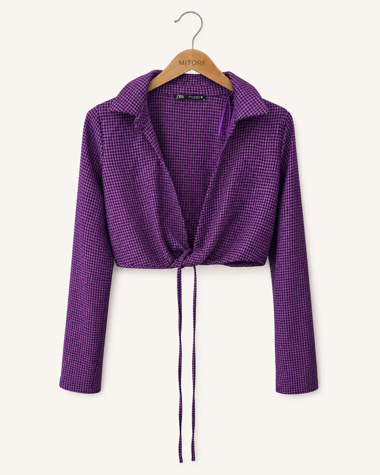 Vista frontal de camisa o top zara morado y negro talla eur s / usa s / mex 26