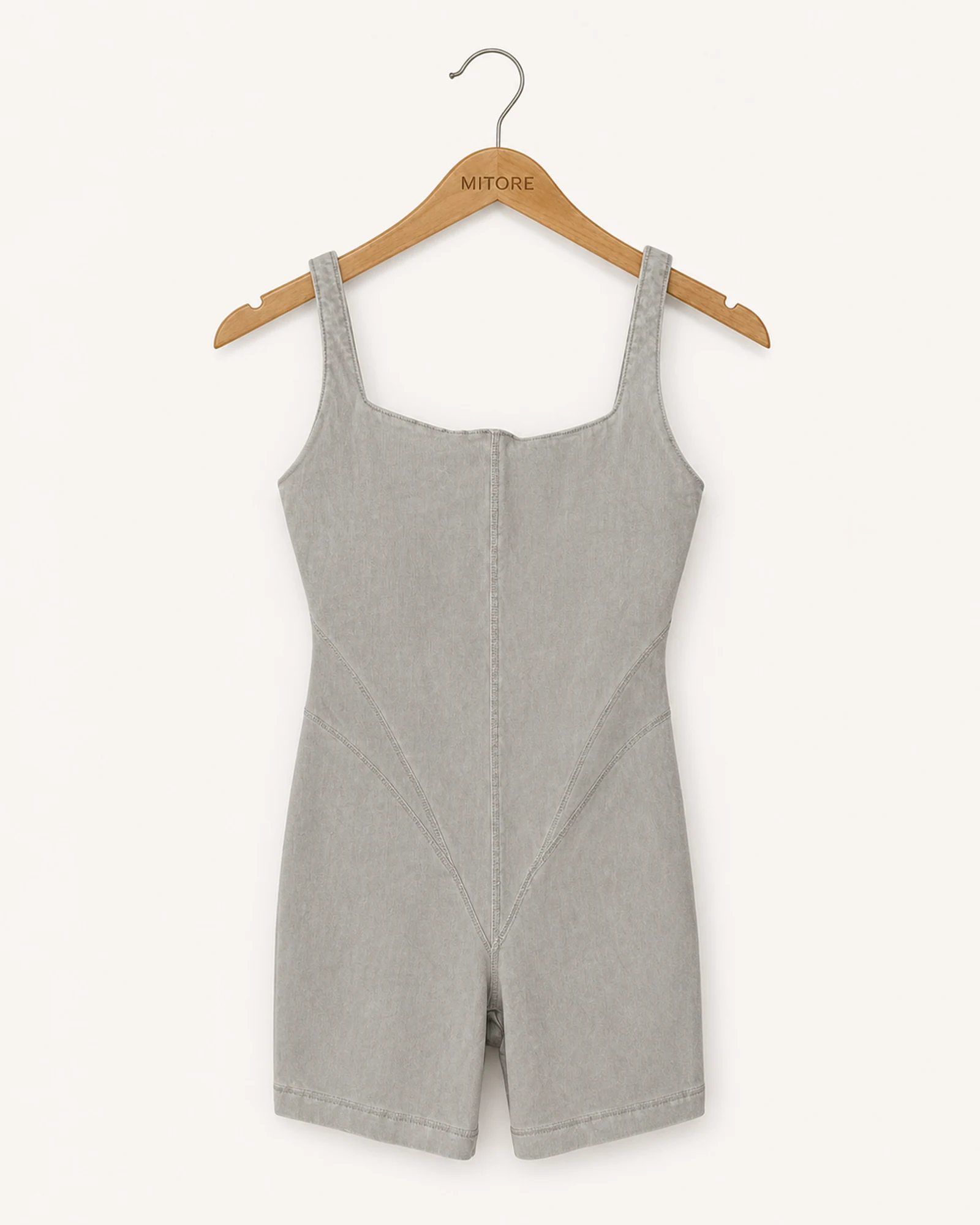 Vista frontal de vestido zara gris talla eur 36 / usa 4 / mex 34