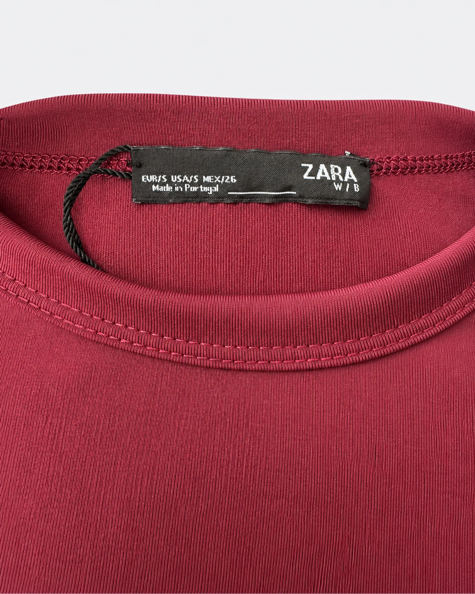 Etiqueta original de marca y talla de vestido zara borgoña y rojo talla s