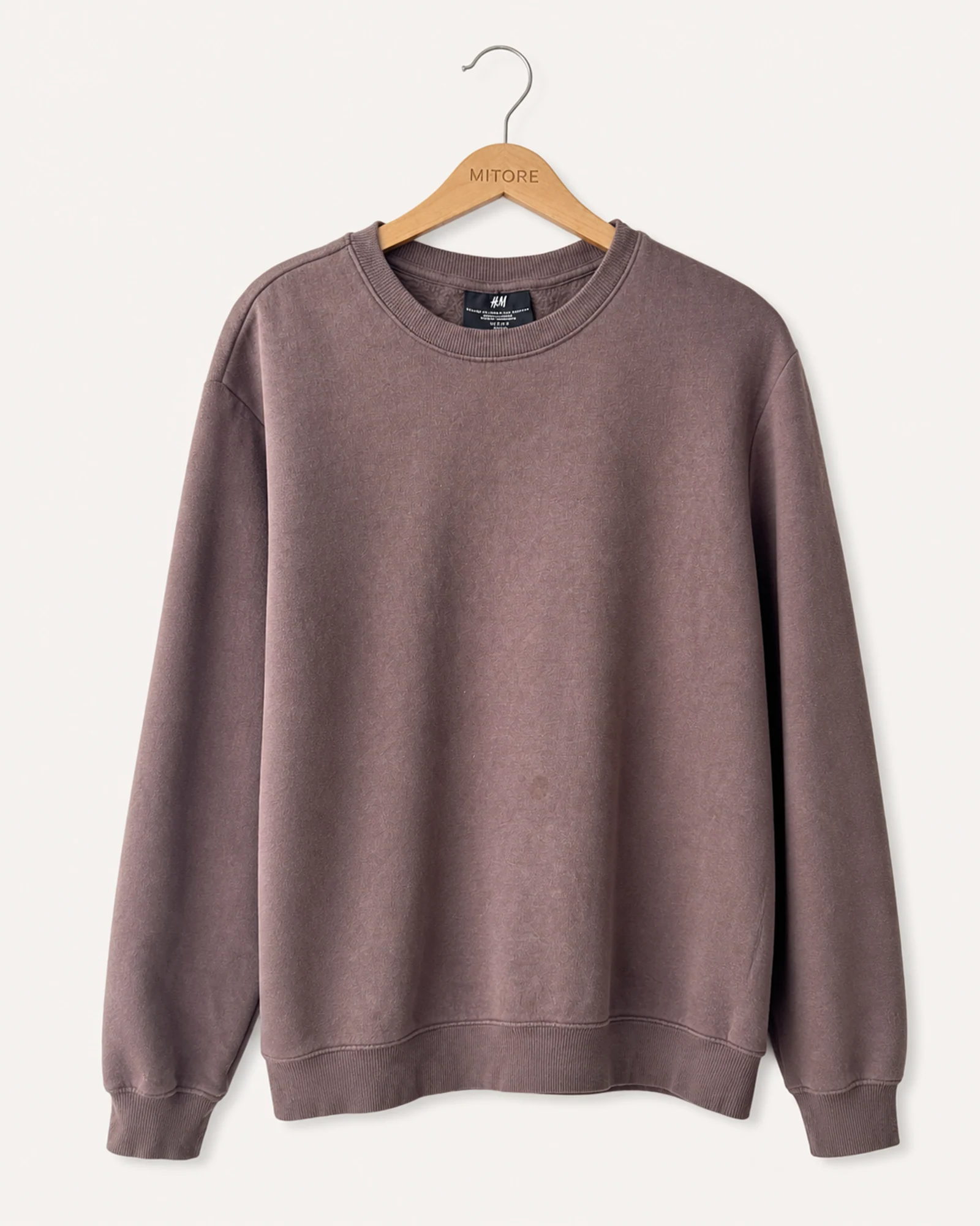 Vista frontal de buzo h&m topo y café talla us m / ca m