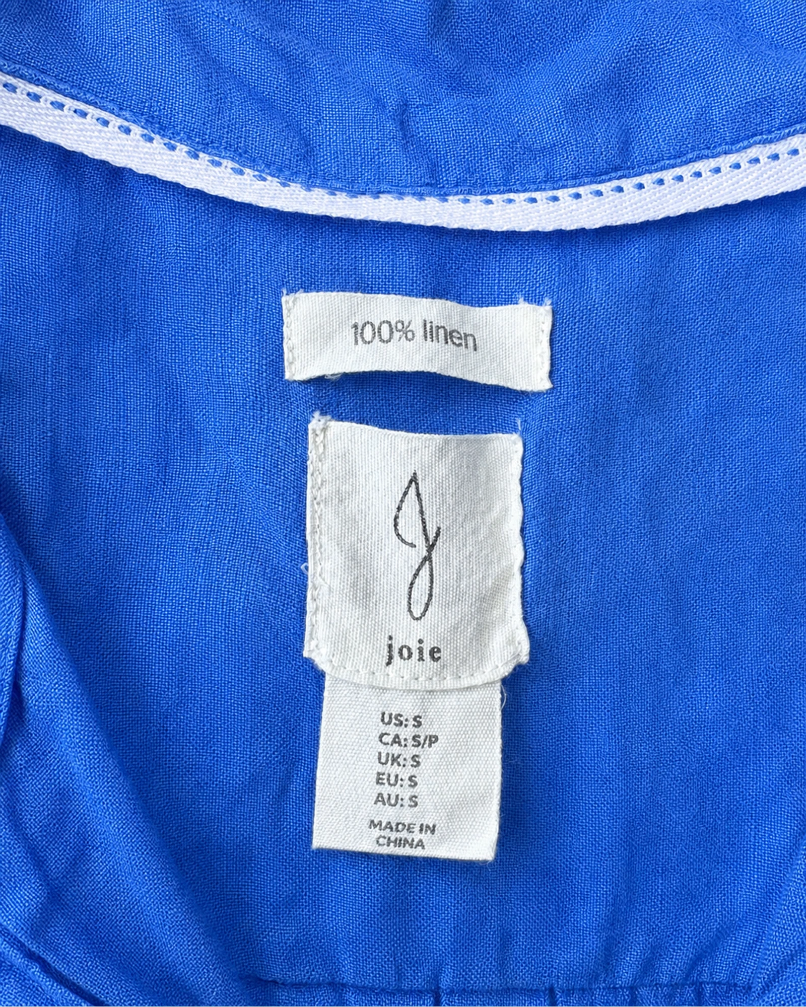 Etiqueta original de marca y talla de camisa o top joie azul talla us s / ca s/p / uk s / eu s / au 8