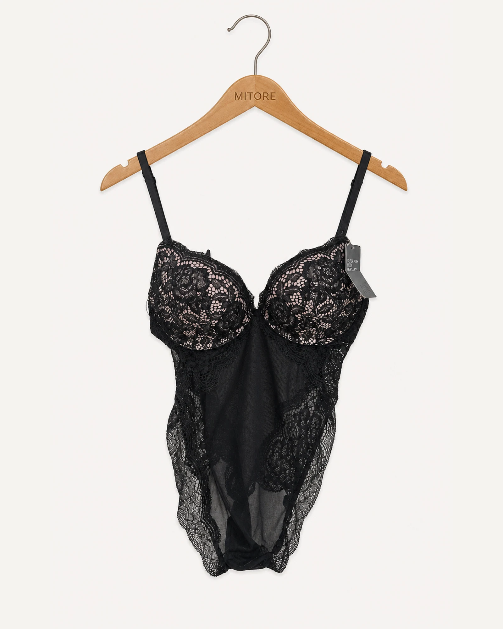Vista frontal de camisa o top h&m negro talla eur 38 / us 8 / ca 8 / cn 170/92a