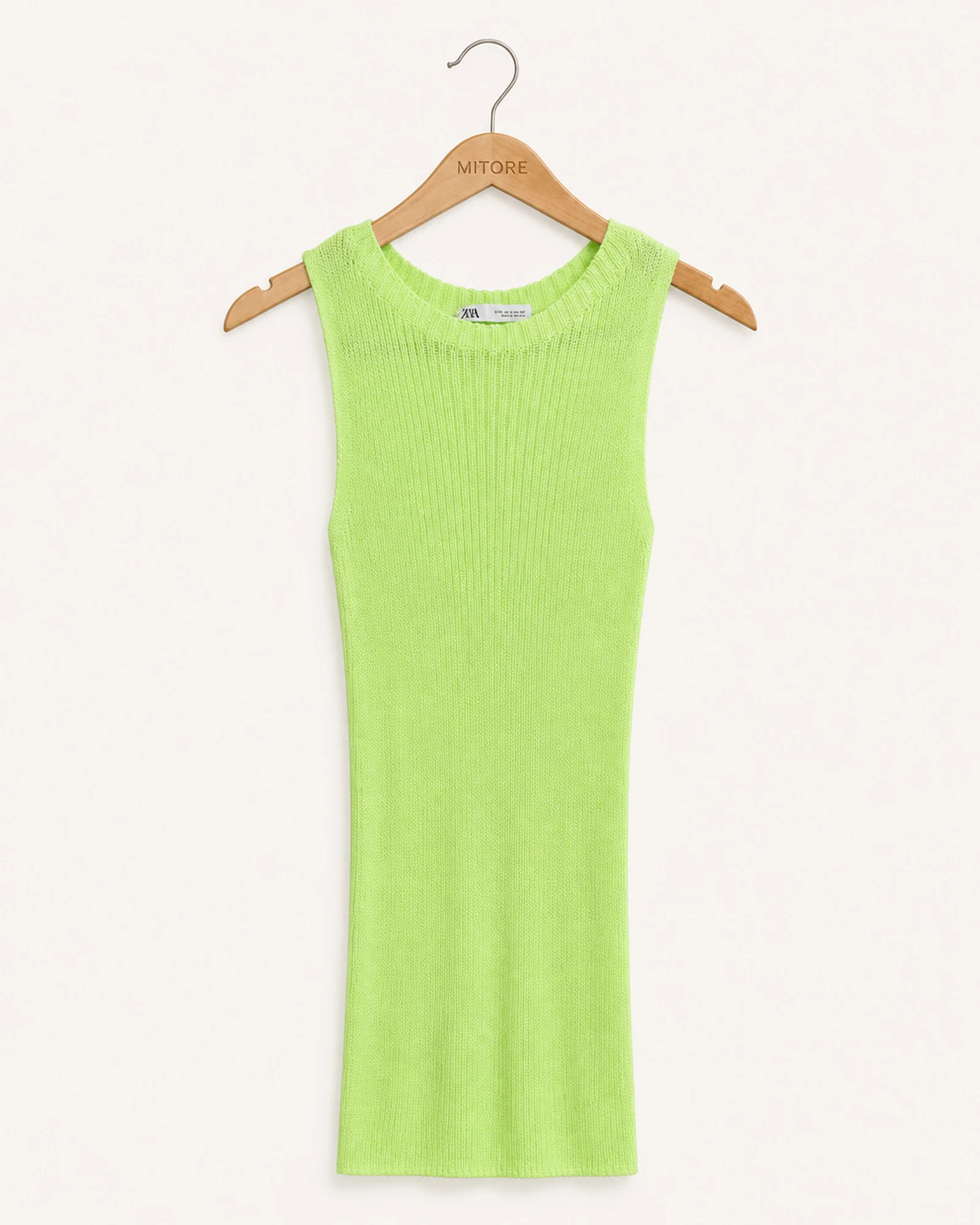 Vista frontal de suéter o cárdigan zara neon green talla eur s / usa s / mex 26