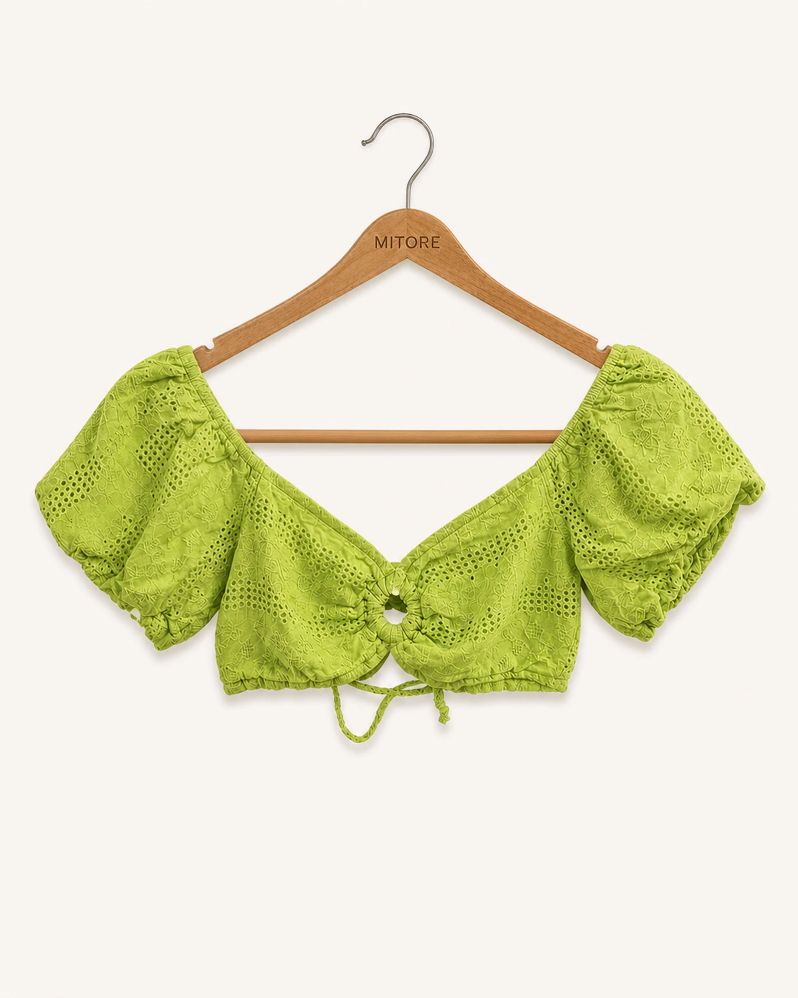 Vista frontal de camisa o top this is jane lime green talla xs