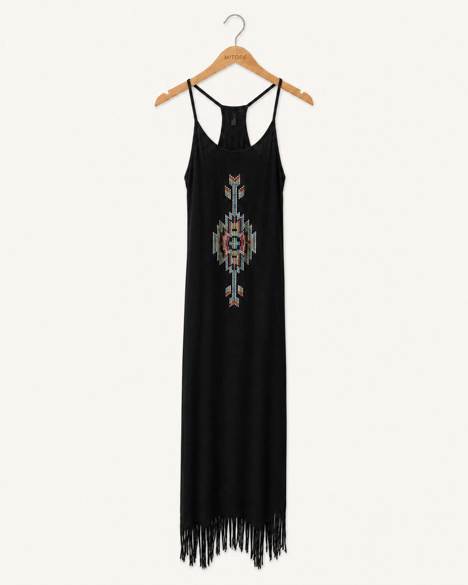 Vista frontal de vestido mone negro talla s